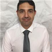 Profesor de matemáticas, física y química con más de 15 de años de experiencia en la enseñanza de la materia. Primaria, ESO y Bachillerato